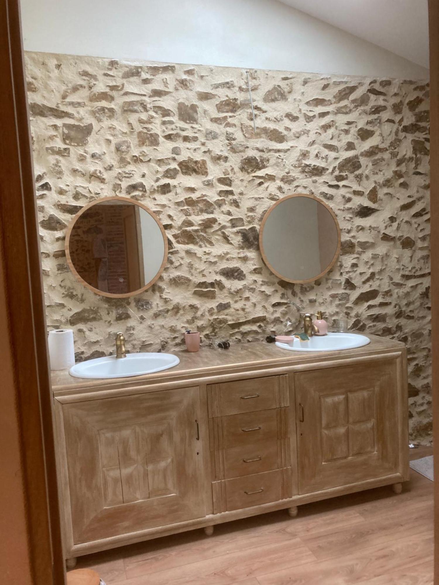 Premier Etage D Une Jolie Maison A La Campagne Montravers المظهر الخارجي الصورة